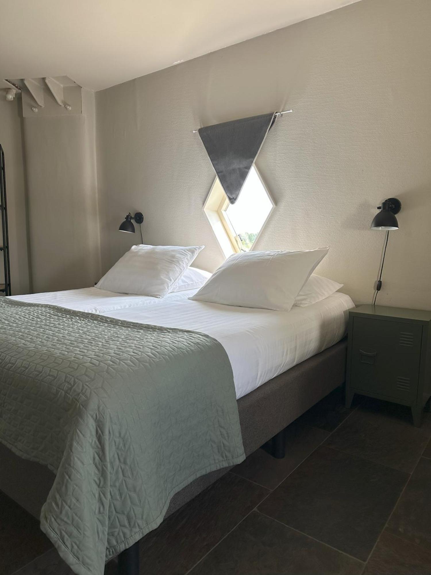 Hotel De Watertoren Дордрехт Екстериор снимка