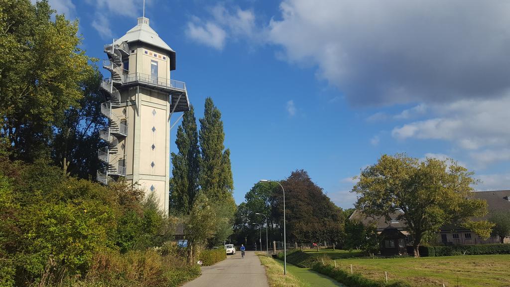Hotel De Watertoren Дордрехт Екстериор снимка